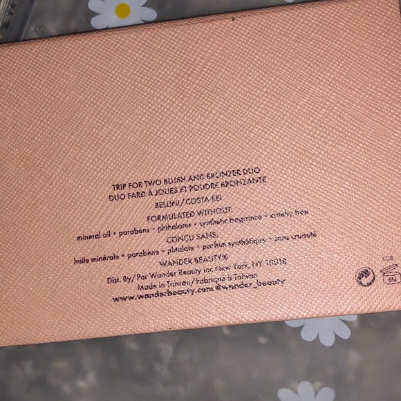 Makeup bundle - Picture 7 of 11